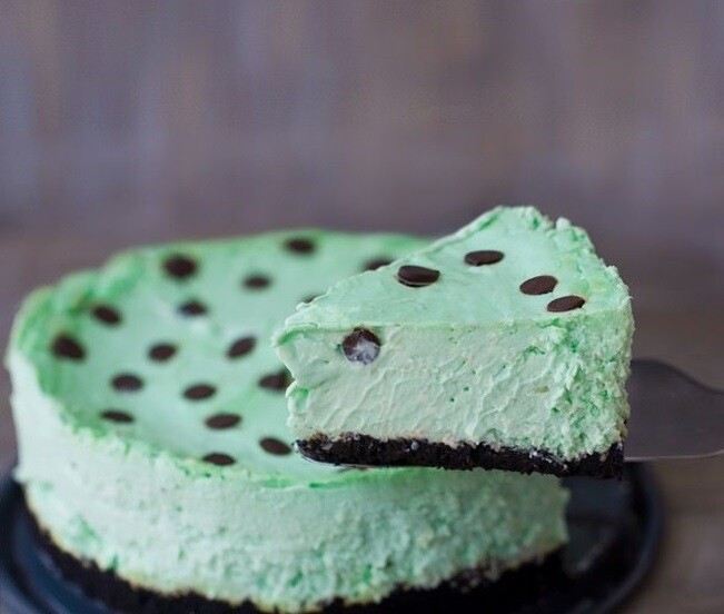 Cheesecake de menta keto