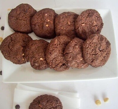 Cookie cu ciocolata si alune low-carb