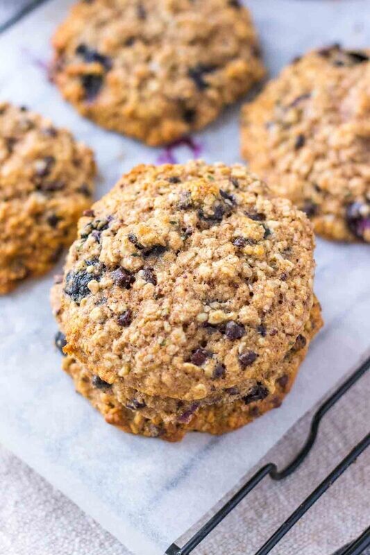Cookie cu afine si ciocolata