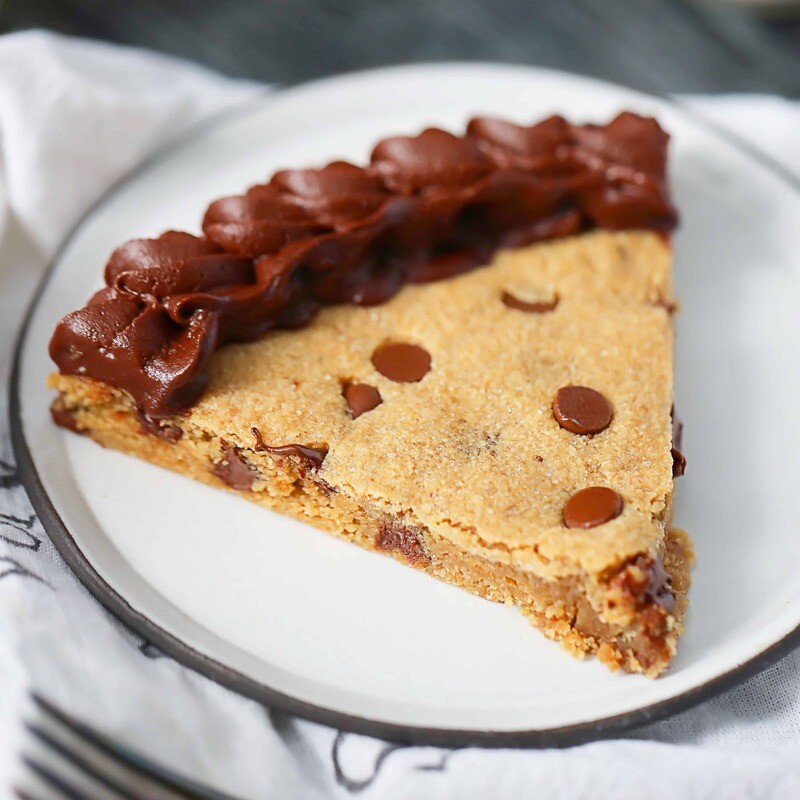 Cookie gigant cu ciocolata keto si low-carb