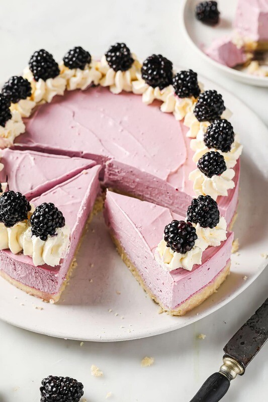 Cheesecake cu mure keto