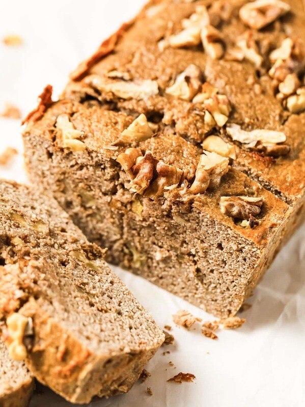 Banana bread cu faina de cocos keto si low-carb