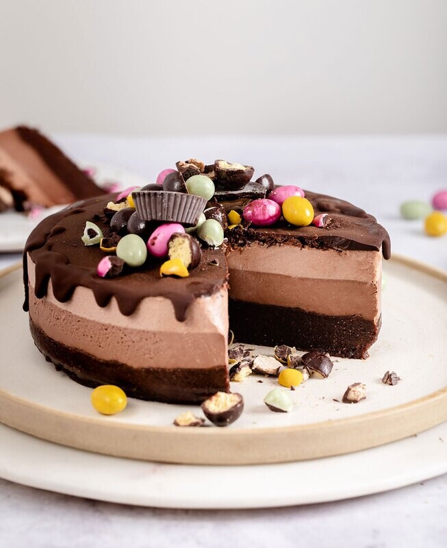 Tort vegan trio de ciocolata Paste