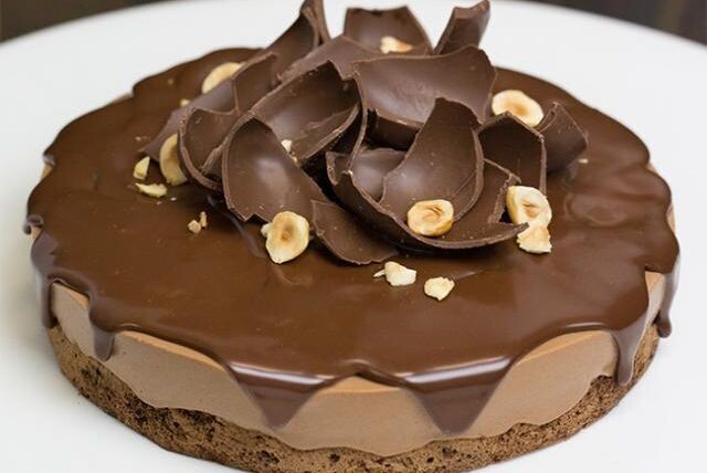 Tort artizanal mousse de ciocolata Paste