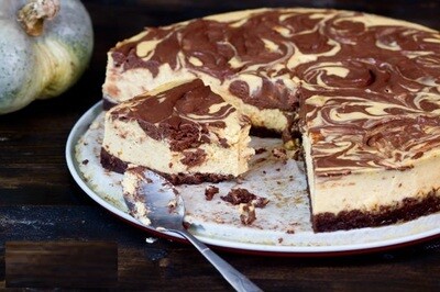 Cheesecake cu dovleac si ciocolata fara zahar