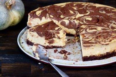Cheesecake cu dovleac si ciocolata fara zahar