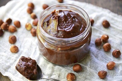 Crema de ciocolata cu alune de padure