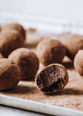 Trufe de ciocolată, fără zahăr (keto &amp; low-carb)