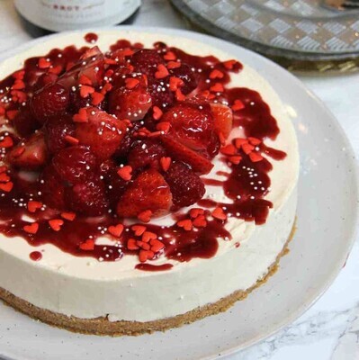 Tort - Cheesecake cu prosecco, capsuni si zmeura fara zahar