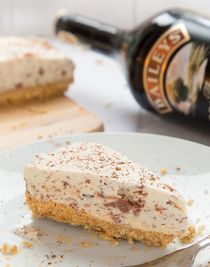 Cheesecake cu ciocolata si Baileys