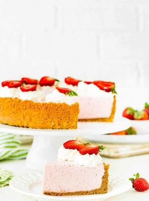 Cheesecake cu capsuni