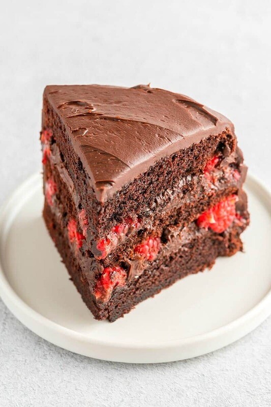 Tort de ciocolată și zmeură, fără zahăr și fără lactate (keto &amp; low carb)