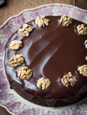 Tort de ciocolata cu nuci low-carb