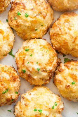Pâinici artizanale cu brânză Cheddar