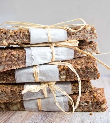Granola bars cu mere și scorțișoară (low carb)
