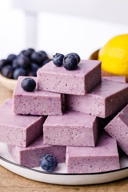 Fudge cu afine și lămâie, fără zahăr (keto &amp; low-carb)