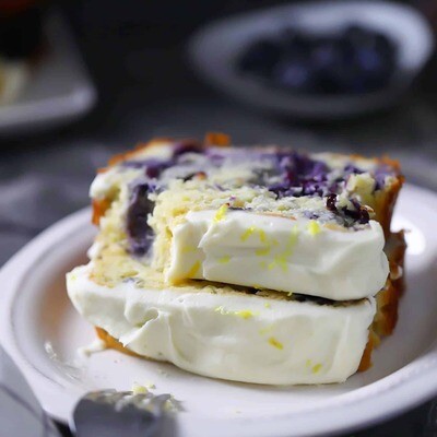 Chec cu afine, lămâie și cremă de brânză, fără zahăr (keto &amp; low carb)