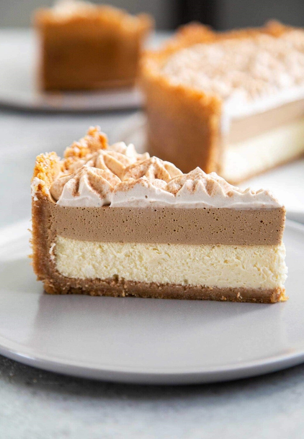 Cheesecake artizanal cu mousse de cafea