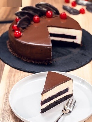 Tort mousse Padurea Neagra keto