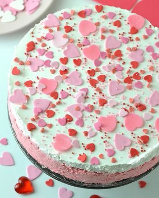 Tort keto cheesecake de vanilie si capsuni