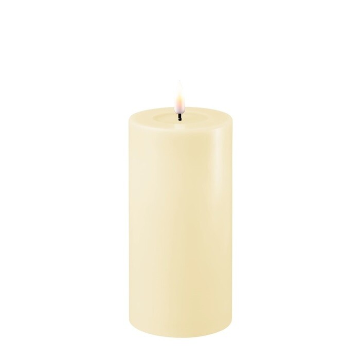 Cream LED Candle D: 7,5 * 15 cm