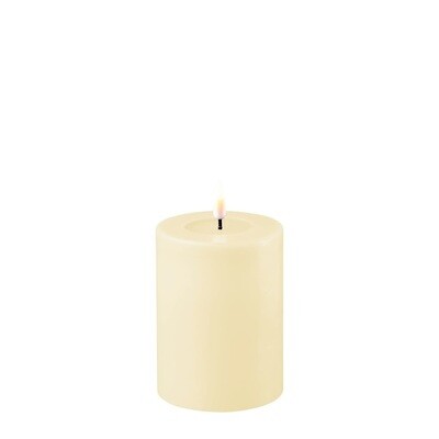 Cream LED Candle D: 7,5 * 10 cm