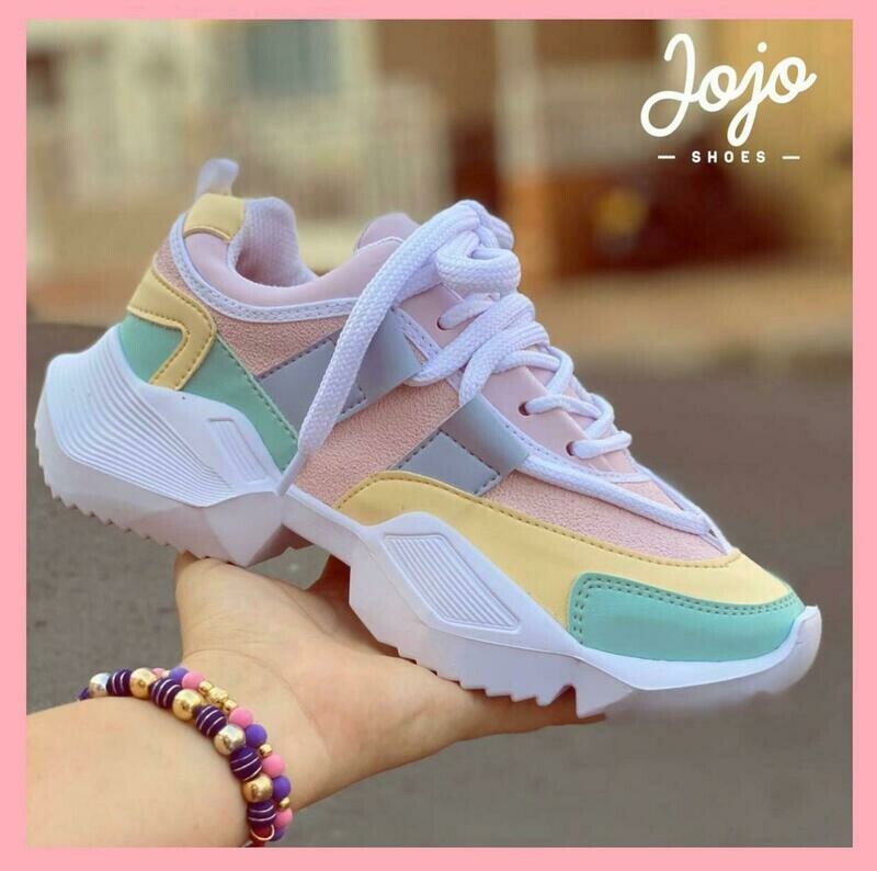 Kylie Sneakers