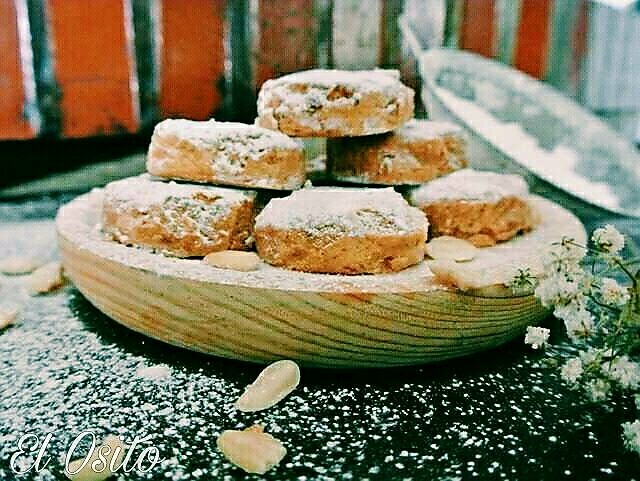 Polvorón de almendra