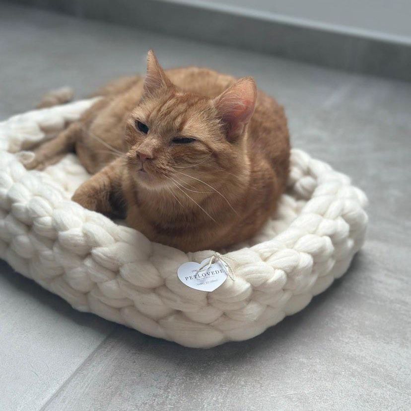 Katzenkörbchen eckig "Amelie" aus 100% Bio-Rohbaumwolle Naturweiß