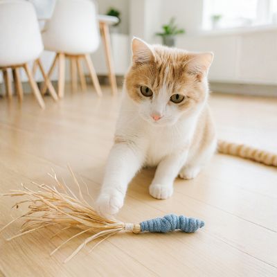 Katzenspielzeug Guppy Kunigunde – nachhaltig Katzenspielzeug Guppy Kunigunde – nachhaltig