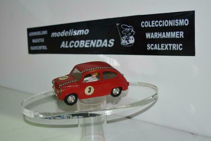 SEAT 600 ROJO