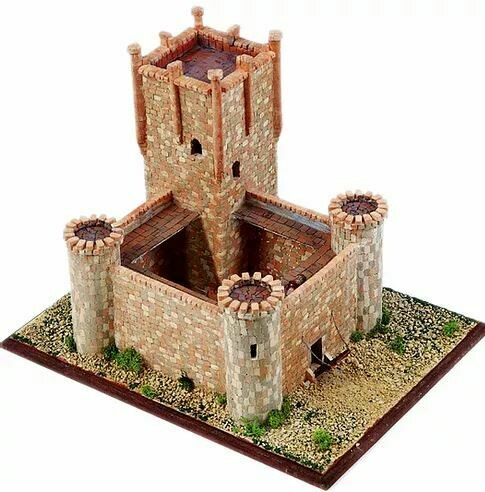 CASTILLO DE TORRELOBATÓN (VALLADOLID)