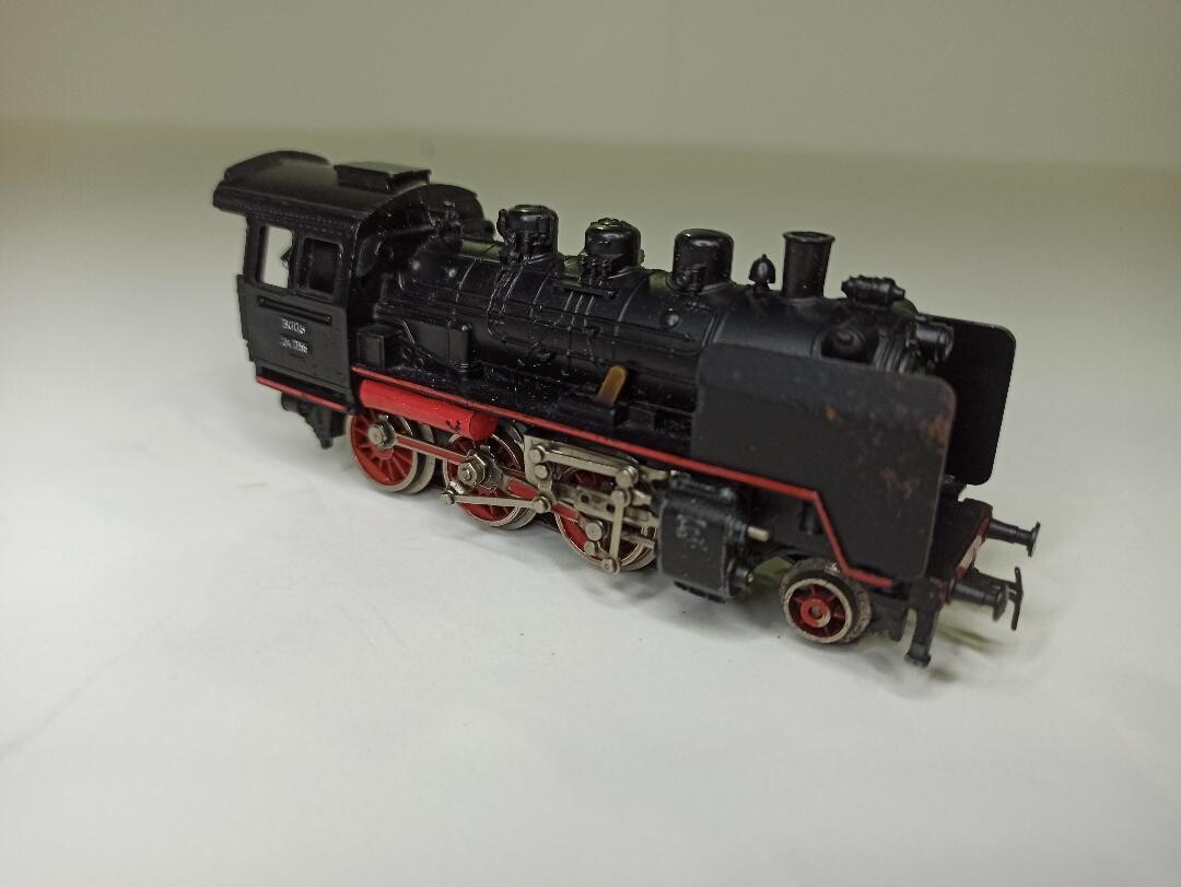 LOCOMOTORA MARKLIN HO CORRIENTE ALTERNA