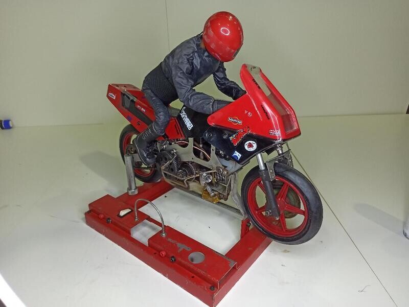 MOTO COMANDO AÑOS 80-90
