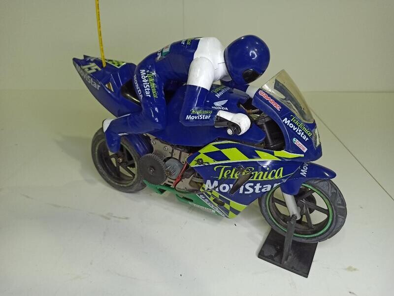 MOTO FASCICULOS MOVISTAR