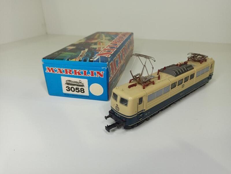 LOCOMOTORA ELECTRICA BR 151