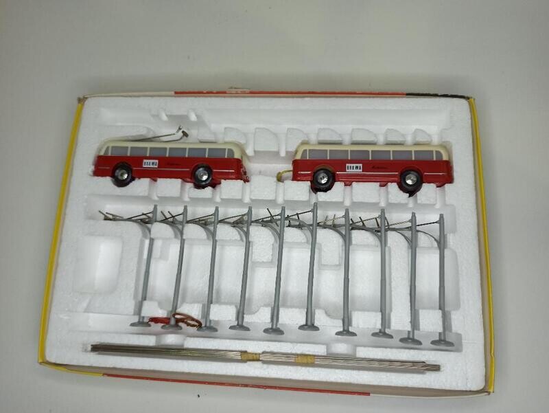 TROLEBUS BRAWA