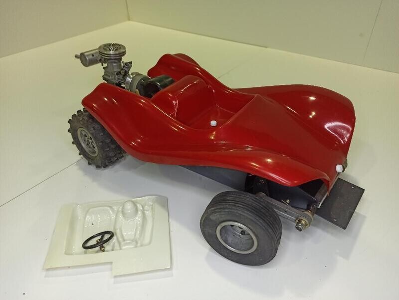BUGGY PLAYERO MUY ANTIGUO CON MOTOR EXPLOSION
