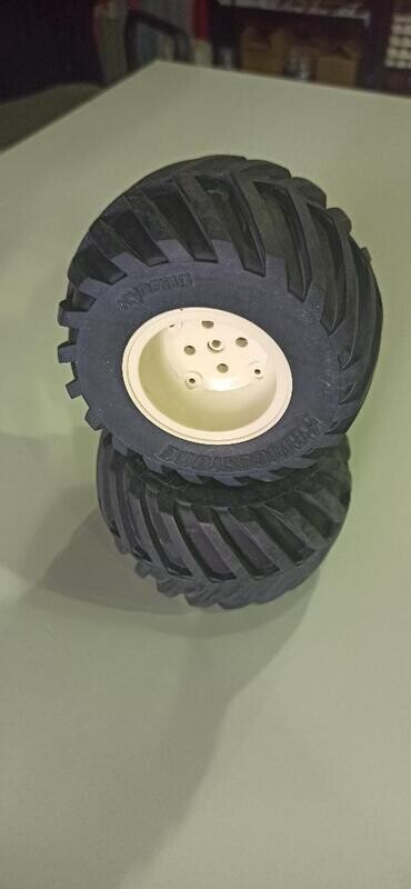 PAREJA RUEDAS BIG-FOOT 1/10 KYOSHO