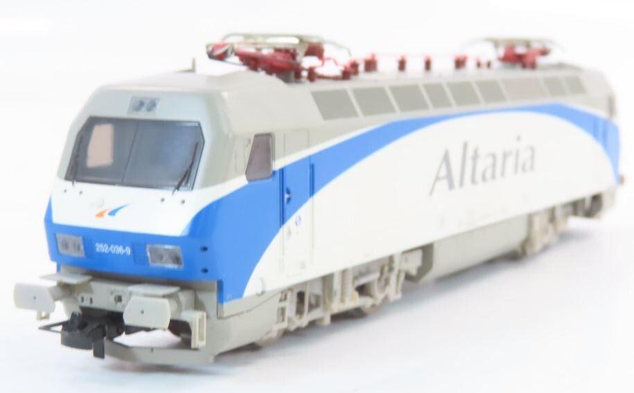 LOCOMOTORA ELÉCTRICA SERIE 252