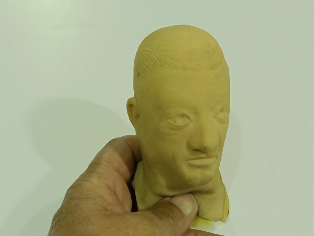 BUSTO CABEZA EN LATEX PARA PINTAR 1/3