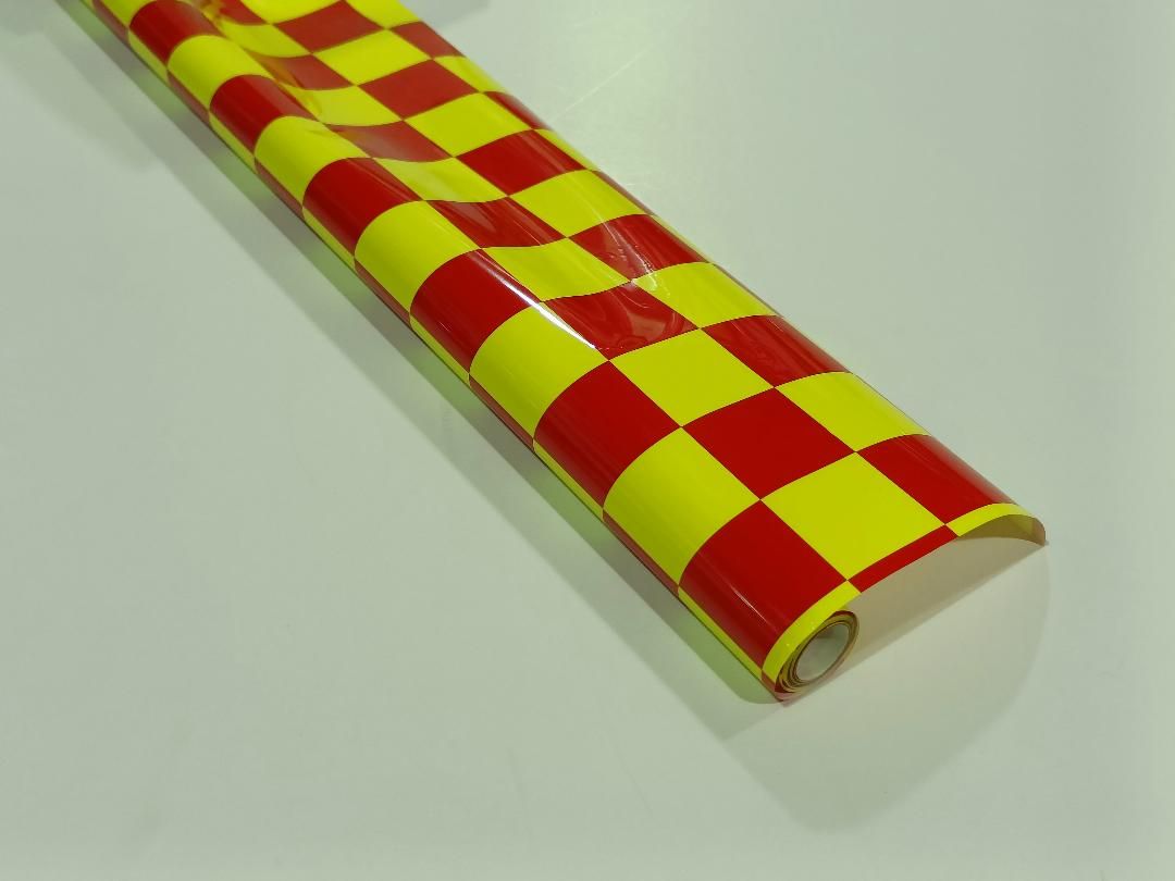 FILM RECUBRIMIENTO CUADROS ROJO AMARILLO ROLLO 2 X 0,64 MTS