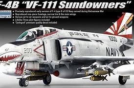 USN F-4B 1/48 PARTES EN MULTICOLOR
