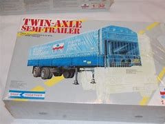 SEMITRAILER CON LONA 1/32