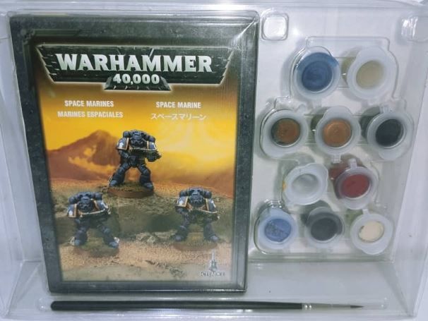 SPACE MARINES + PAINT SET