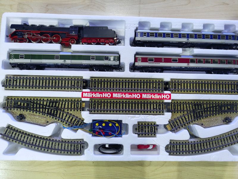TREN EXPRESO CON DESVIOS H0