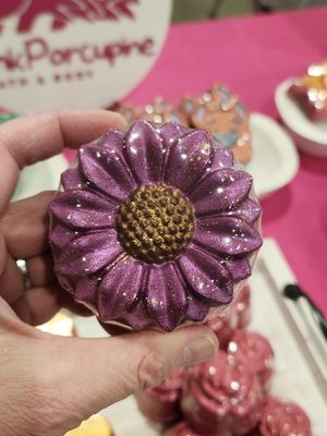 Bath Bomb - Merlot Sunflower (Cherry Merlot Sugar)