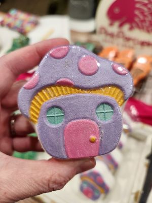 Bath Bomb - Fairy House (Black Raspberry Vanilla) Fairy Charm inside! Bath Bomb - Fairy House (Black Raspberry Vanilla) Fairy Charm inside!