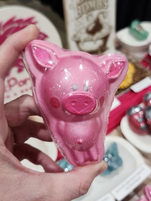 Bath Bomb - Piggy Wiggy (Pineapple Orchid)