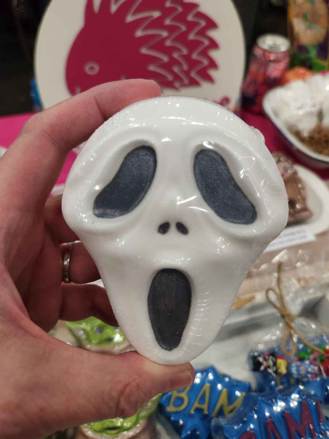 Bath Bomb - The Ghost (Poison Apple) Bath Bomb - The Ghost (Poison Apple)